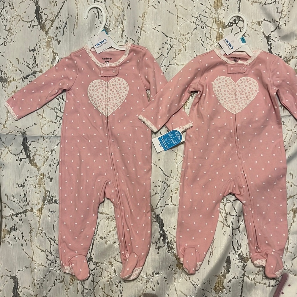 2 Carters pink and white heart long sleeve footie 2 way zip 100% cotton 6 m - Picture 1 of 8